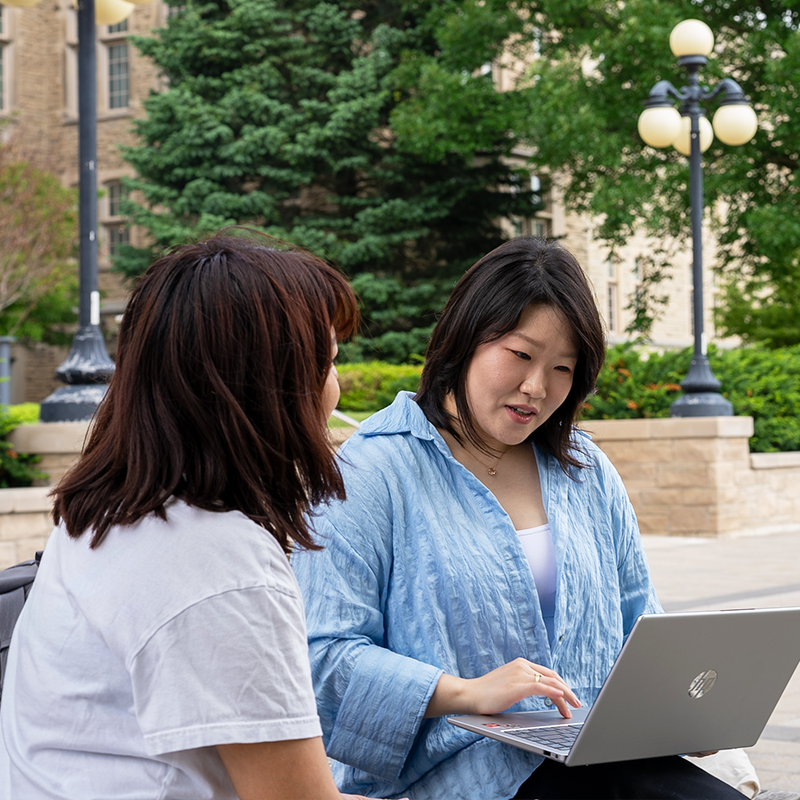 Students on laptop